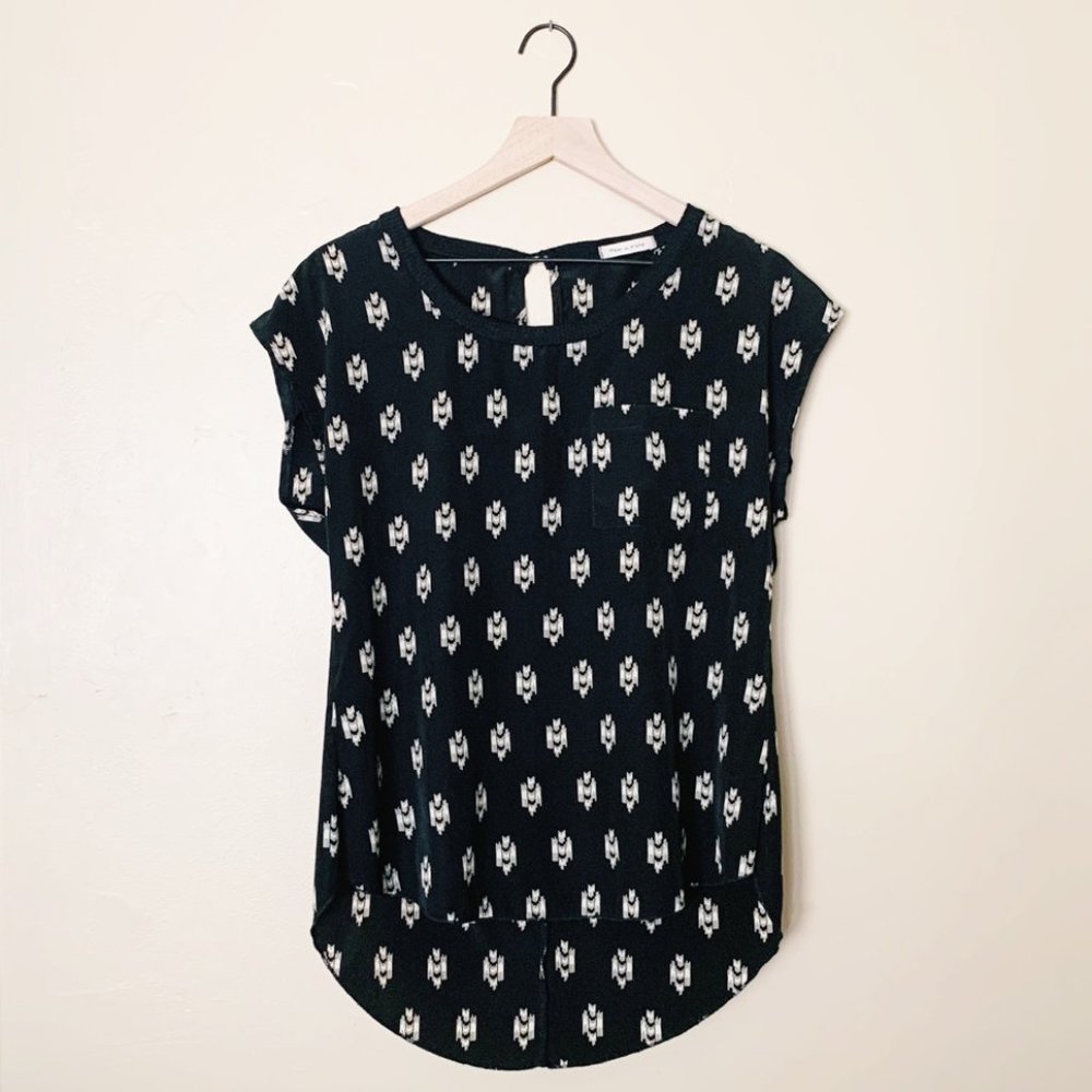 Tea n Rose • Ikat Hi-Lo Sleeveless Blouse